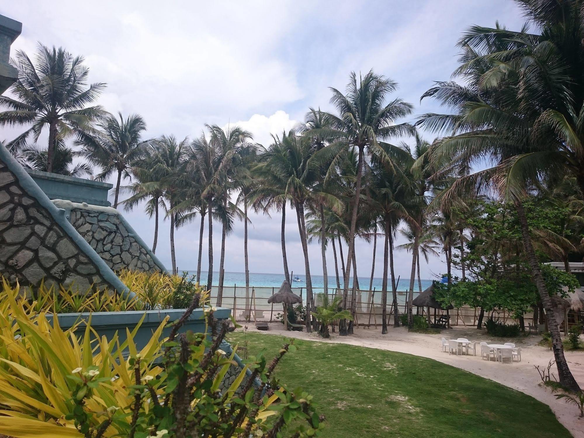 Boracay Terraces Resort Balabag  Exterior photo